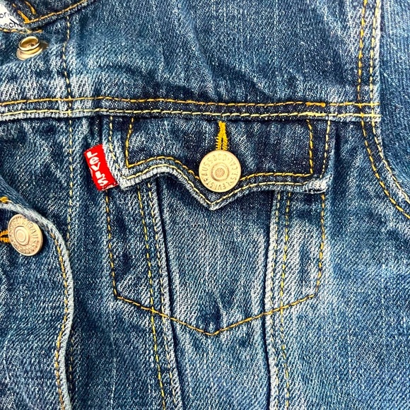 Levi's Kids Denim Trucker Jacket - Picture 4 of 7